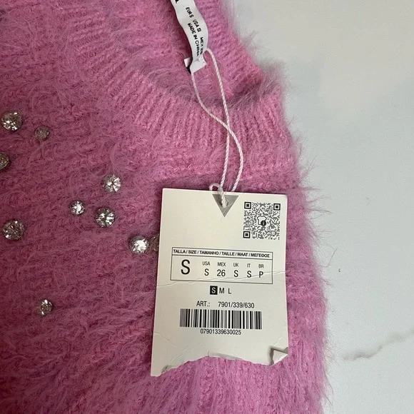 NWT Zara Pink Fuzzy Embellished Crop Top With Scattered Jewels - Picture 5 of 6